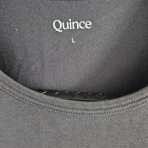 Quince Men's Charcoal Short Sleeve Tee W/ Rounded Hem Size L - Picture 2 of 3